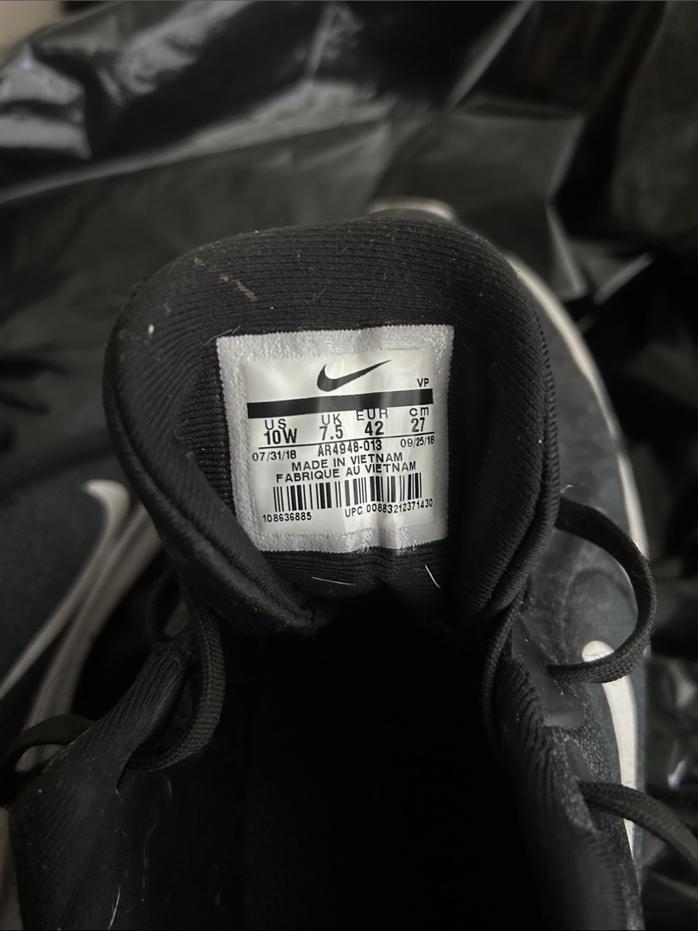 Nike Black & White Flex Running Sneakers - Picture 5 of 5